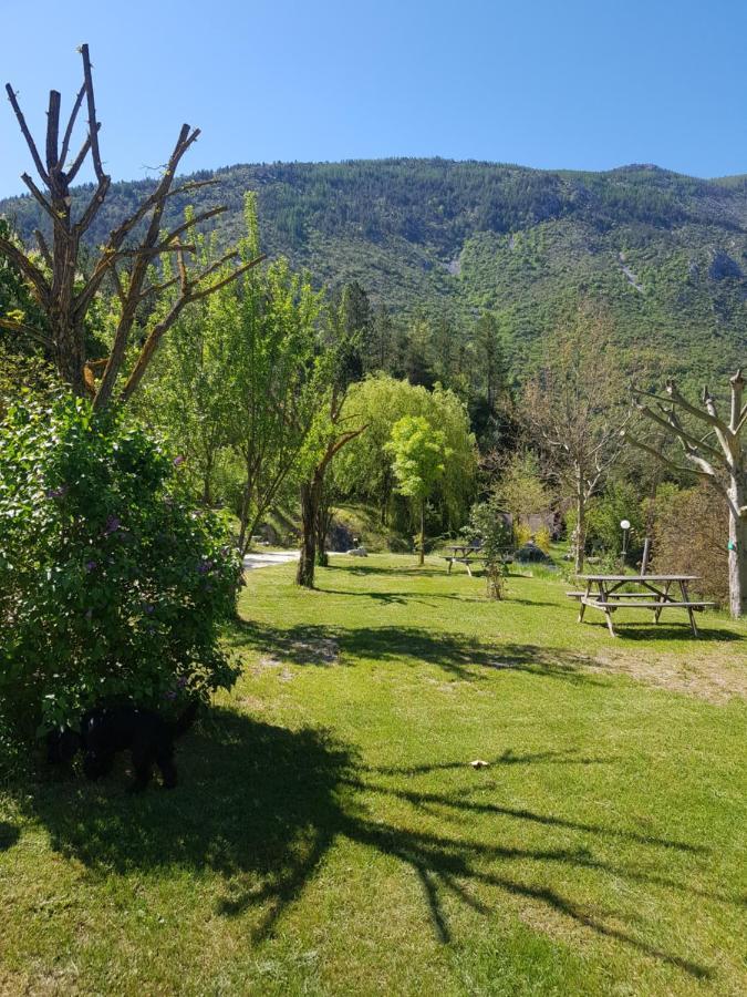 Camping Calme Et Nature Кастеллан Екстер'єр фото